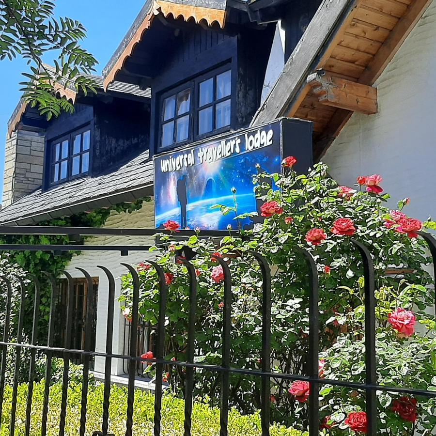 Universal Traveller'S Hostel Сан-Карлос-де-Барілоче Екстер'єр фото