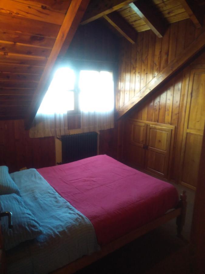 Universal Traveller'S Hostel Сан-Карлос-де-Барілоче Екстер'єр фото