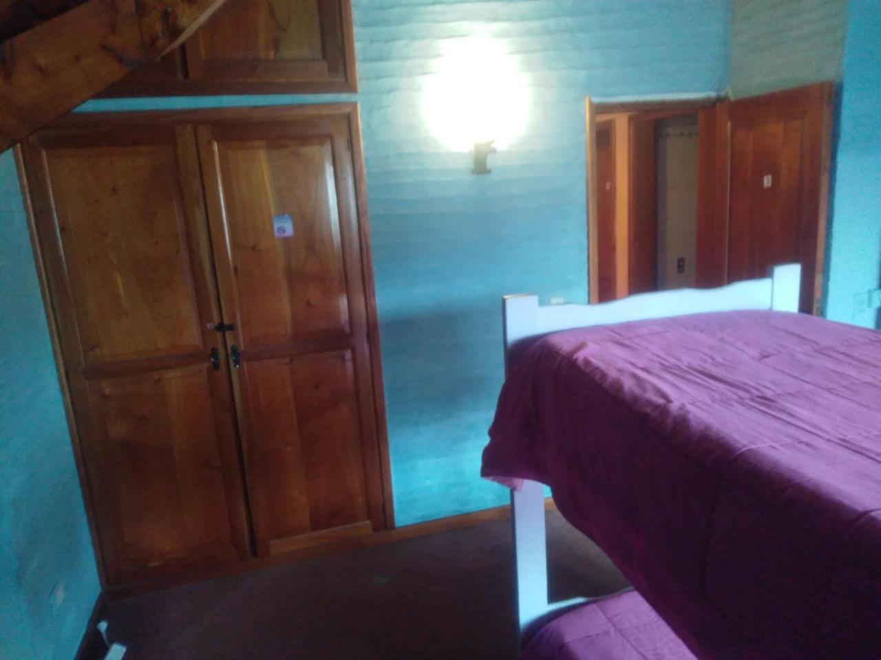 Universal Traveller'S Hostel Сан-Карлос-де-Барілоче Екстер'єр фото