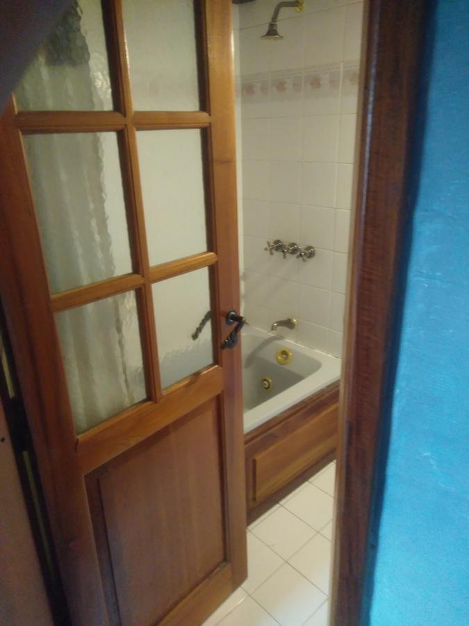 Universal Traveller'S Hostel Сан-Карлос-де-Барілоче Екстер'єр фото