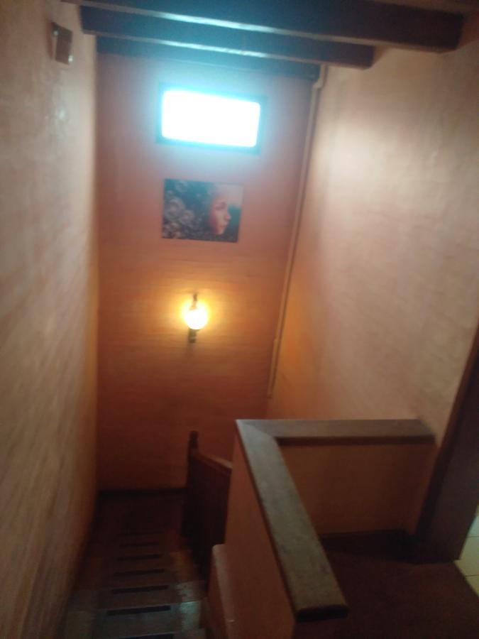 Universal Traveller'S Hostel Сан-Карлос-де-Барілоче Екстер'єр фото