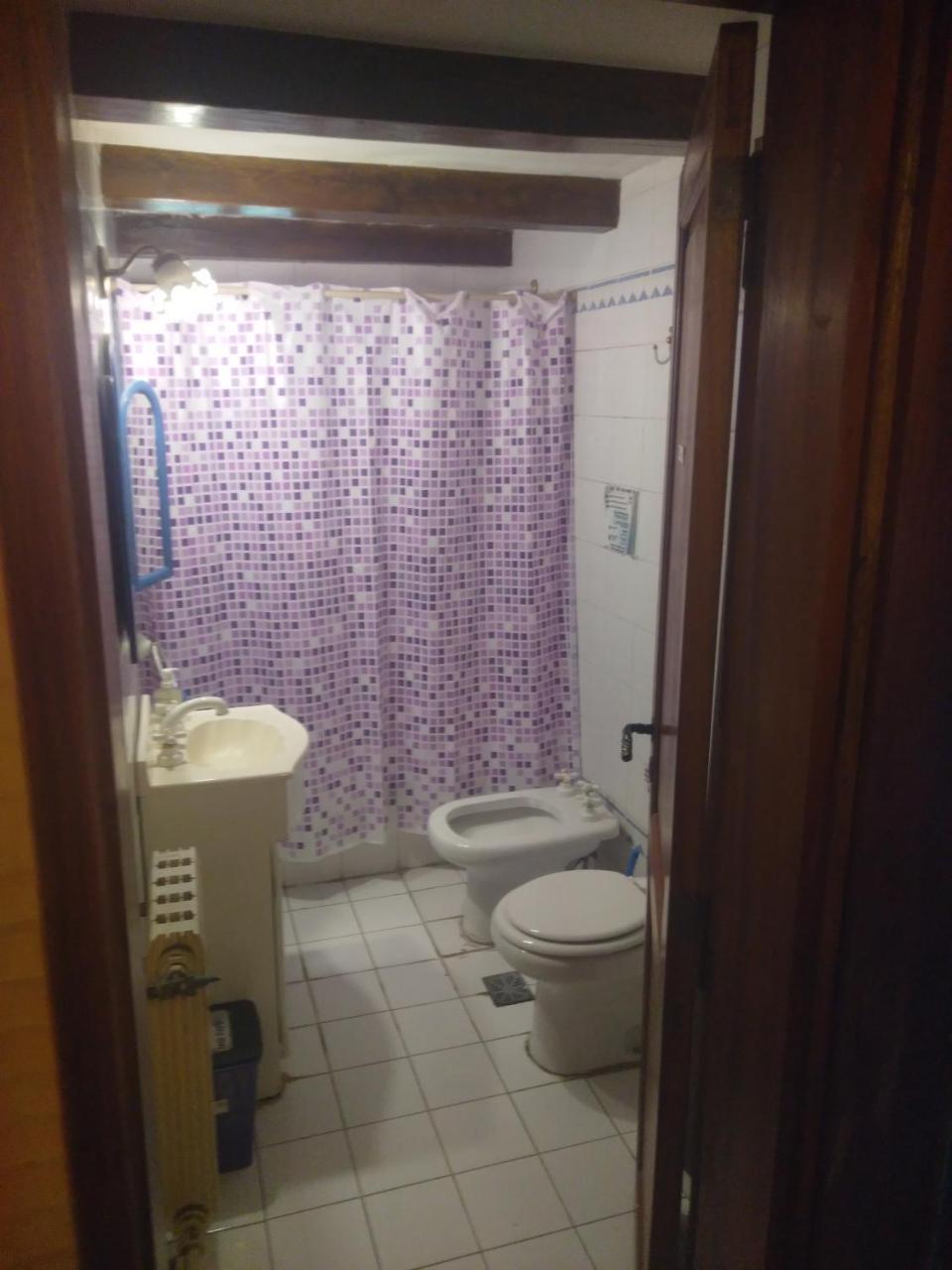 Universal Traveller'S Hostel Сан-Карлос-де-Барілоче Екстер'єр фото
