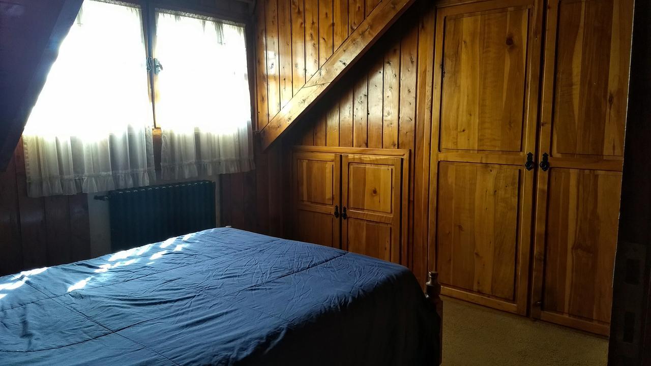 Universal Traveller'S Hostel Сан-Карлос-де-Барілоче Екстер'єр фото